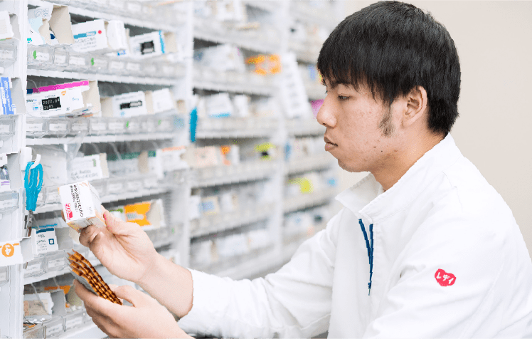 イメージ：新入社員 薬剤師